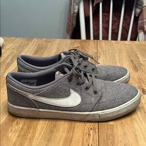 Nike SB Solarsoft Sneakers